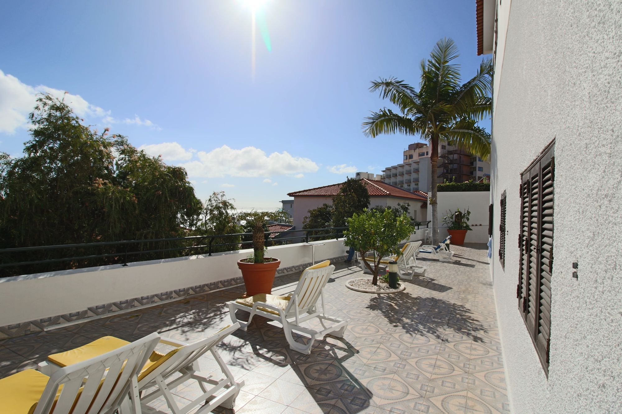 פונשל Guesthouse Vila Lusitania מראה חיצוני תמונה